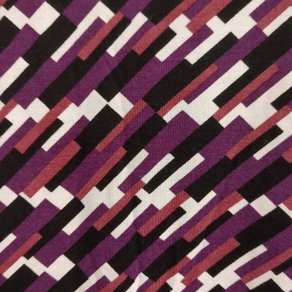 Black Brooch Top - Picture 3 of 5